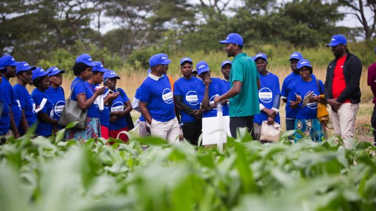 National Field Day - Farmers being addressed in field